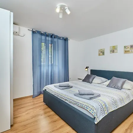 Apartment Hemetek Veli Losinj